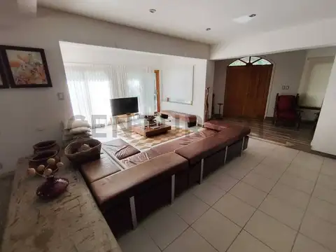Casa en Alquiler en Saint Thomas, USD 2.400