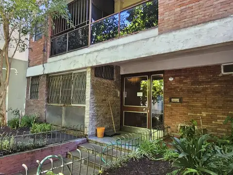 San Nicolas 200 piso 1ro - Monoambiente con balcón.-