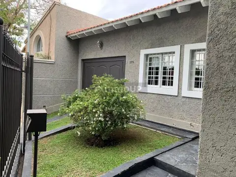 Casa 6 ambientes con 2 baños