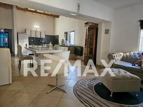 CASA EN VENTA DE TRES DORMITORIOS. NEUQUÉN