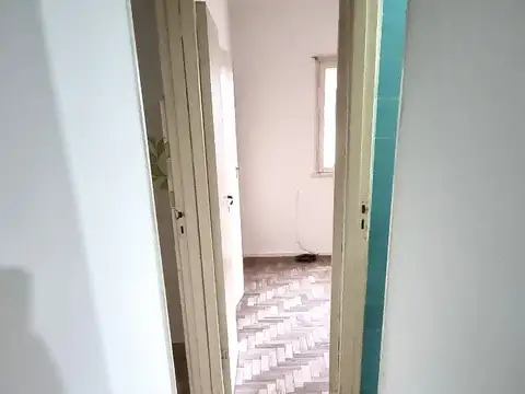 Jorge Newbery 4000, Piso 2