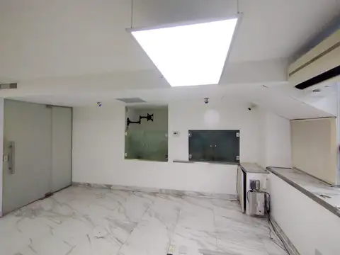 Local en Alquiler en General San Martín, $ 800.000