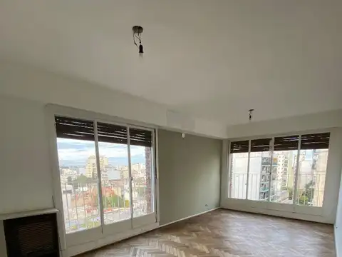 Departamento de 4 amb. vista panorámica- Orient. E,O y Norte