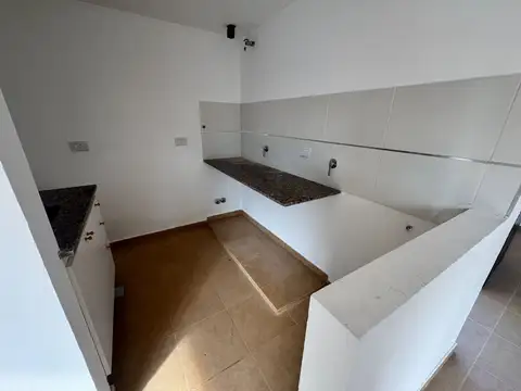 Depto Tipo Casa en Venta con 1 cocheras
