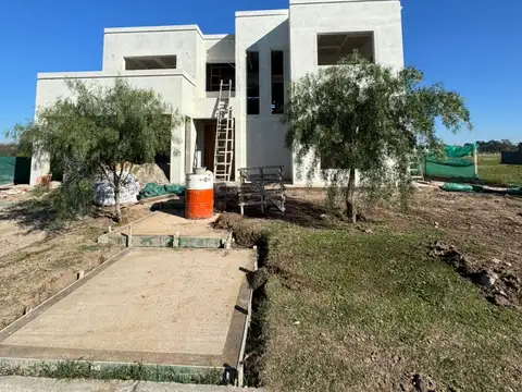 Casa en venta en Barrio Village Joven