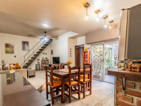Depto Tipo Casa en Venta en Mataderos, USD 129.000