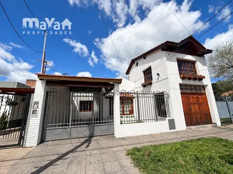 CASA EN VENTA EN BARRIO ARIEL DEL PLATA