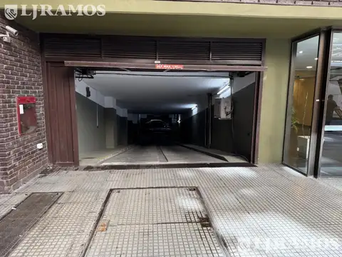 Oficina en Alquiler en Plaza San Martín, USD 2.400