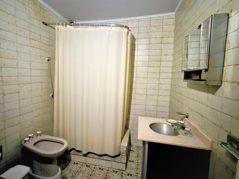 Depto Tipo Casa en Venta con 1 cocheras