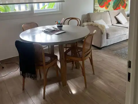 Casa 6 ambientes con 4 baños