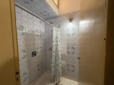 Depto Tipo Casa en Venta 76 años