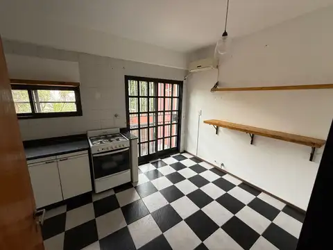Casa en Alquiler al Sureste