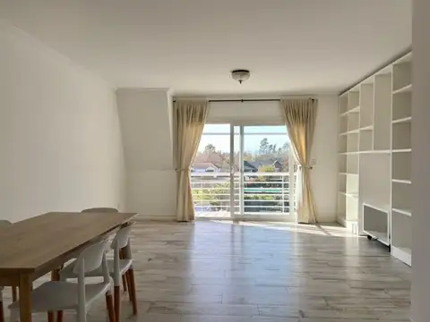 Departamento en Alquiler con 2 cocheras