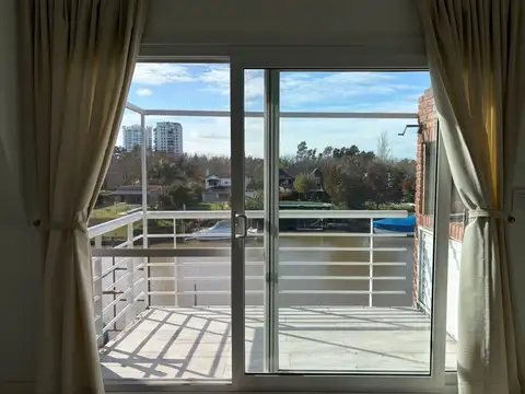 Departamento 3 ambientes con 3 baños