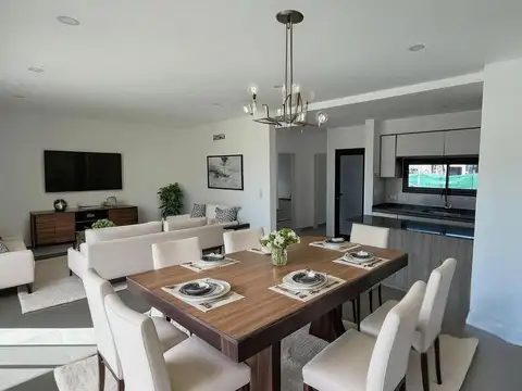 ALQUILER Casa a ESTRENAR 5 ambientes, pileta | Barrio El Aljibe, Pilar