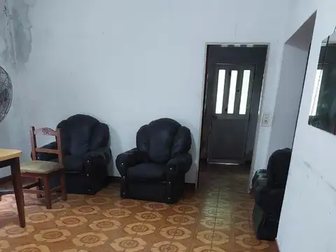 2 LOCALES EN VENTA + CASA