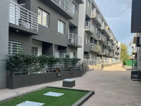 Departamento a la venta en Moreno 100