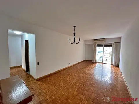 Departamento de 5 amb con cochera fija en Caballito