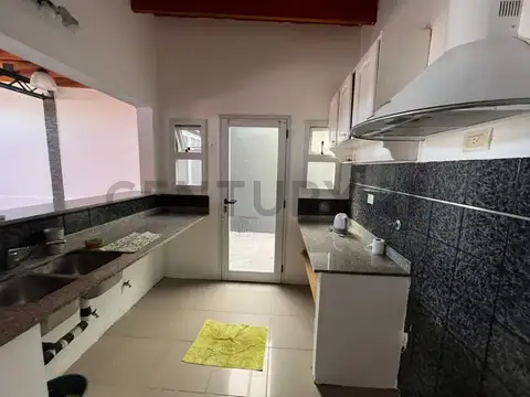 Oficina en Venta con 1 cochera