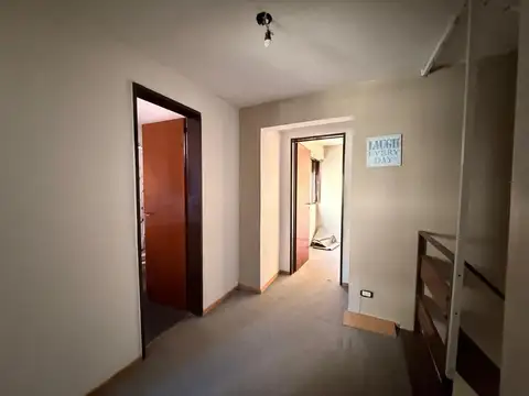 Casa en Alquiler con 1 cochera