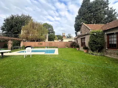 Casa 4 ambientes con 3 baños