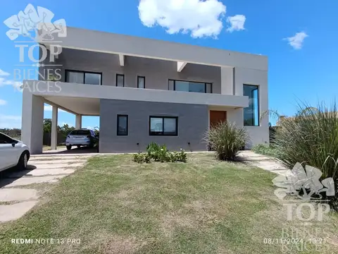 Casa en Barrio Privado El Ensueño