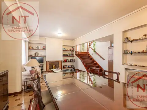 Depto Tipo Casa en Venta 40 años