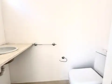 Casa en Venta en Los Hornos, USD 63.000