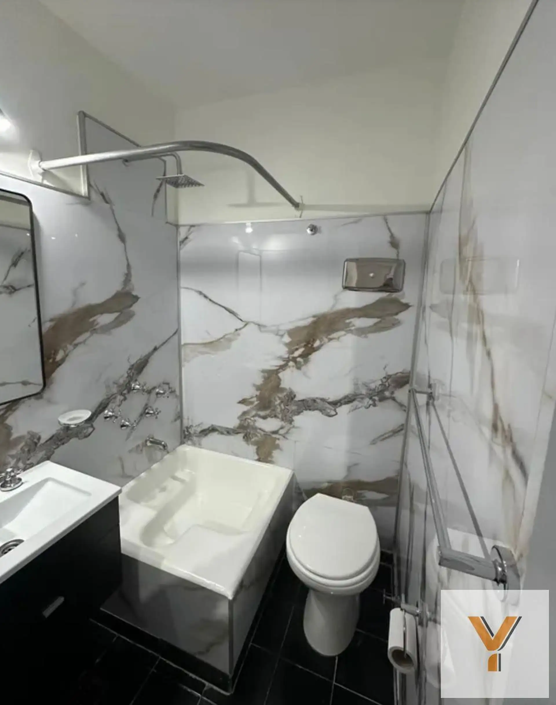 Depto monoambiente 23m² en alquiler, Olavarria y Av. Colón, luminoso