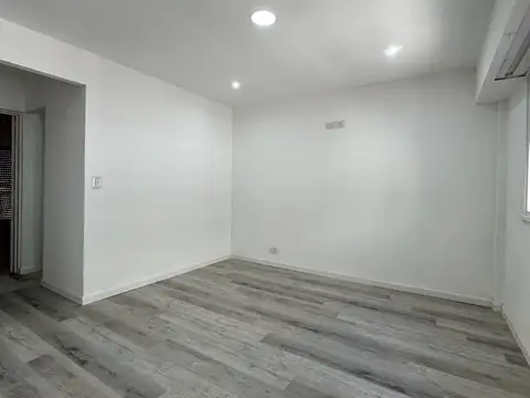 Almafuerte 2500, Piso 3