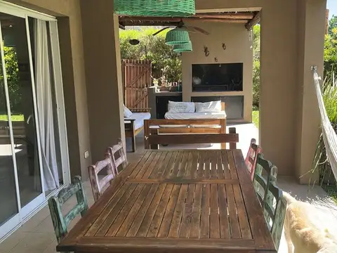 Casa Alquiler 5 amb DIC/ENERO Sta Catalina Tigre