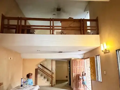 Casa en Venta en Área Centro Este, USD 180.000