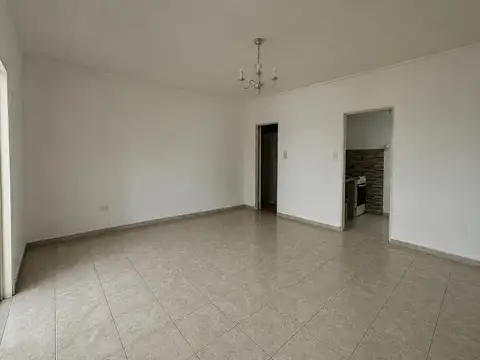 Eleodoro Lobos al 200