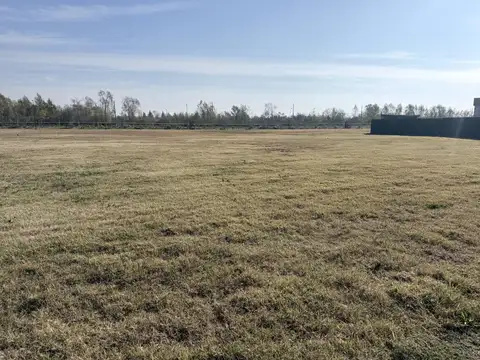 Hermoso lote en venta 700 m2  Amarras Puertos del Lago