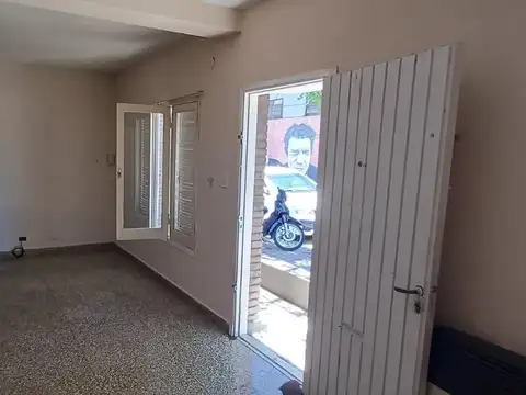 Casa en Alquiler en Central Cordoba, $ 750.000