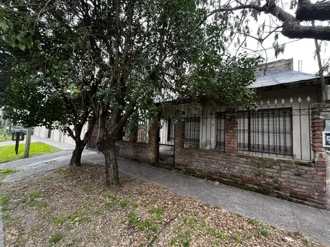 Casa en venta en Ituzaingó Sur - Lote 10 x 30