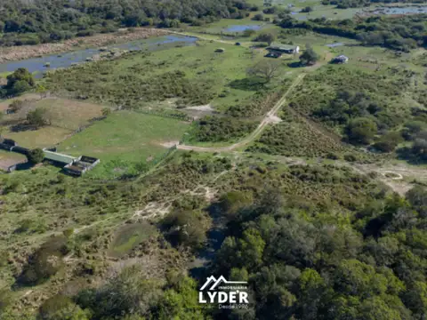 Campo en venta de 1200ha ubicado en La Eduvigis