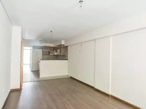 Jujuy 1600 , Piso 02