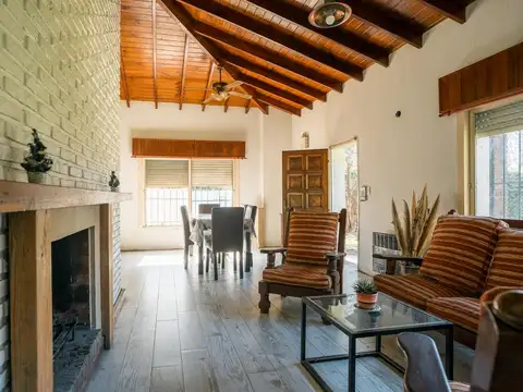 Casa en Venta en Villa Zapiola, USD 135.000