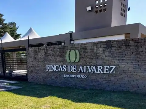 Lote central en Fincas Alvarez 720m2