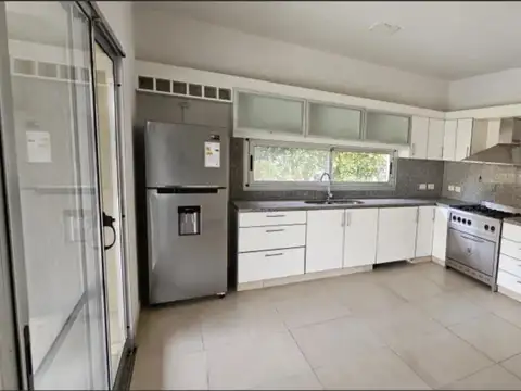 Casa en Alquiler A Estrenar