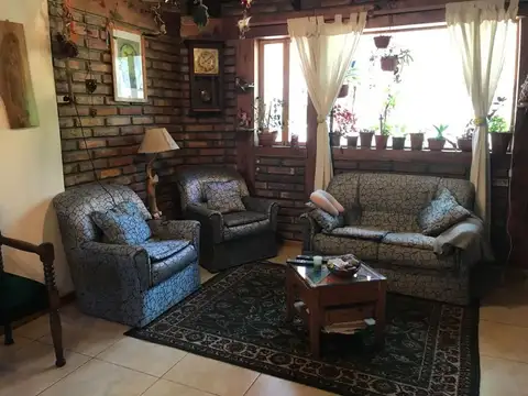 Casa - Venta - Argentina, Esquel - Avenida Yrigoyen 1551