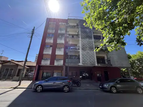 Coronel Charlone 900, Piso PB