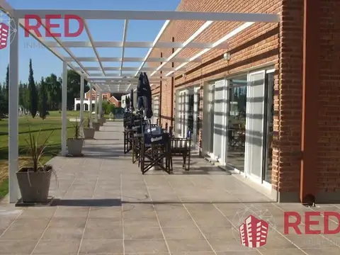 Vende Terreno en Comahue Golf Club