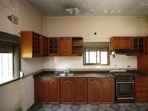 Casa 3 ambientes con 1 baño