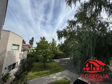 Casa en Alquiler de 4 dormitorios