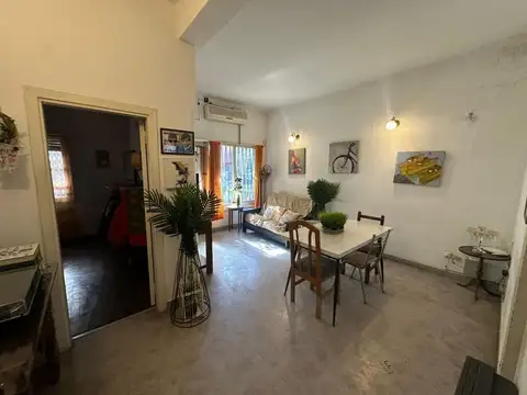 Casa en Venta en Munro, USD 190.000