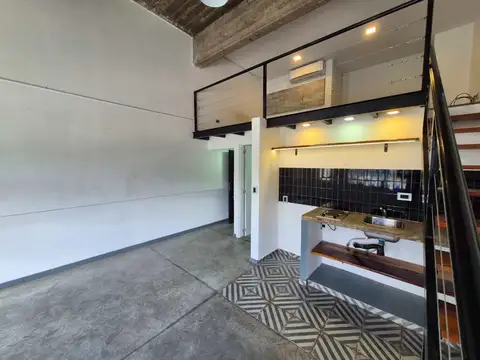 Departamento en Alquiler en Remedios de Escalada, $ 400.000