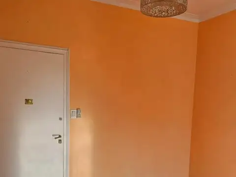 VENTA DEPARTAMENTO 2 AMBIENTES FLORES