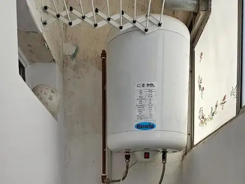 VENTA DEPARTAMENTO 2 AMBIENTES FLORES